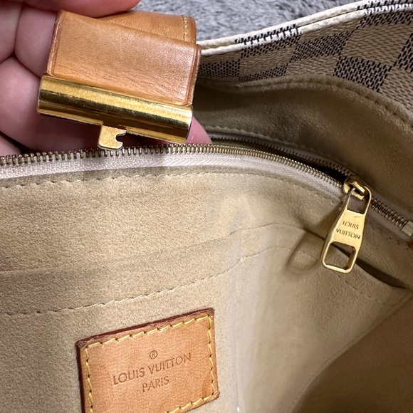 Louis Vuitton Damier Azur Bag - Picture 4 of 16